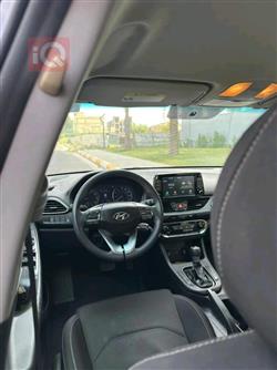 هیۆندای ئەلەنترا